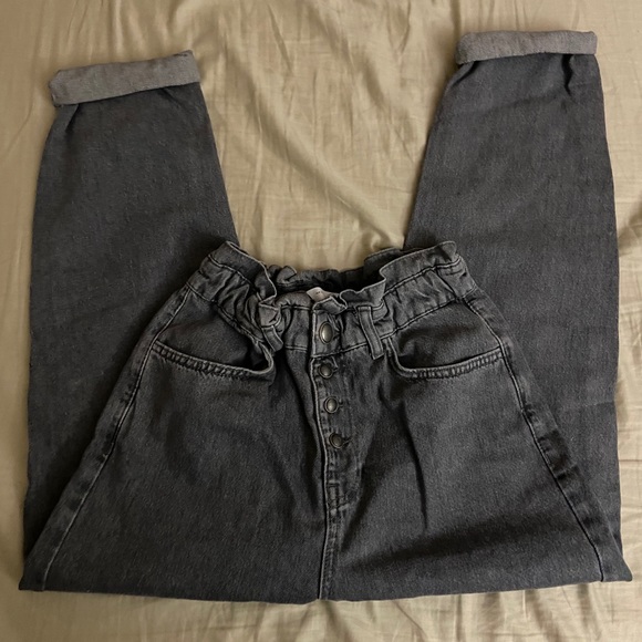 Zara Buttoned Baggy Jeans - Picture 4 of 4